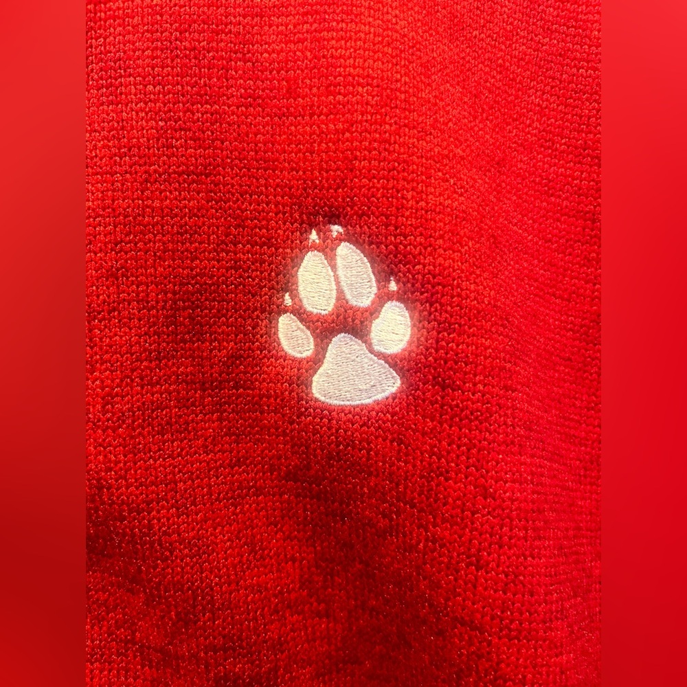 Set of two Great Wolf Lodge Columbia size medium pullovers - Picture 5 of 14